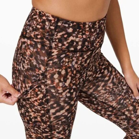 LULULEMON Pants Womens 2 Invigorate High Rise Tight 25" Motion Flux Multi - Picture 2 of 10